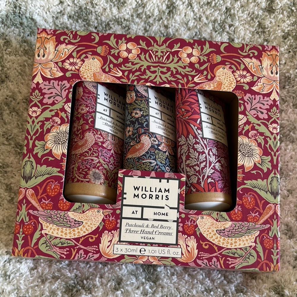 William Morris At Home Scented Luxury Hand Cream Trio Boxed Set NWT 3x 1.01oz